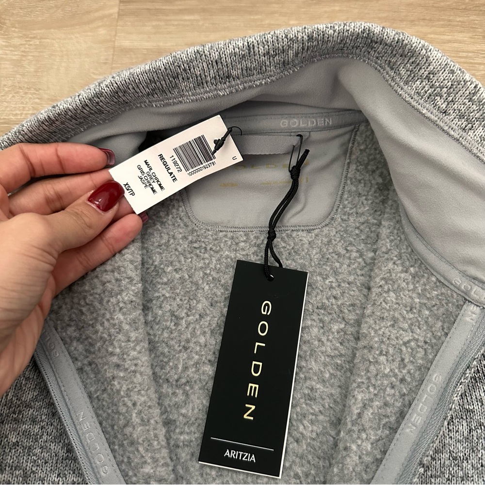 Aritzia Golden Regulate Grey Zip-Up Jacket - Picture 5 of 11